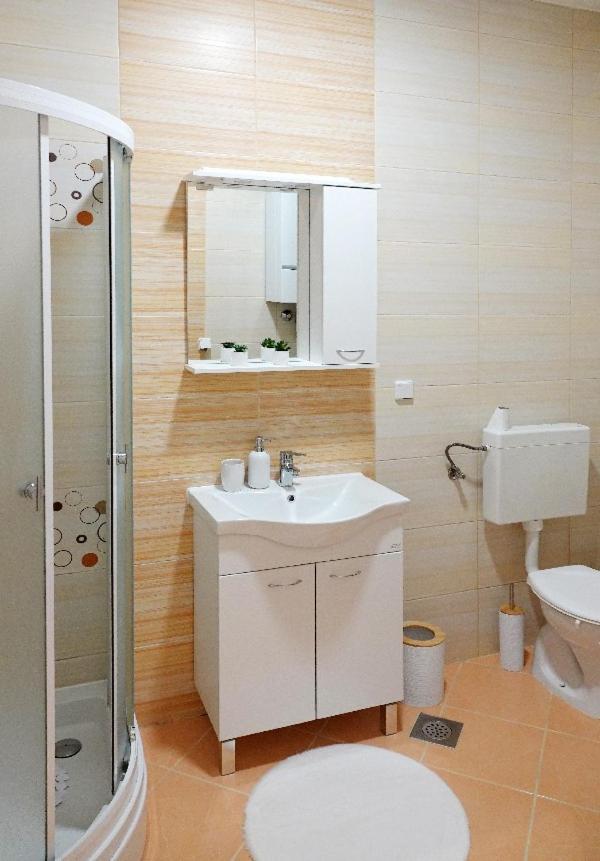 Apartman Gundulic Вінковці Екстер'єр фото