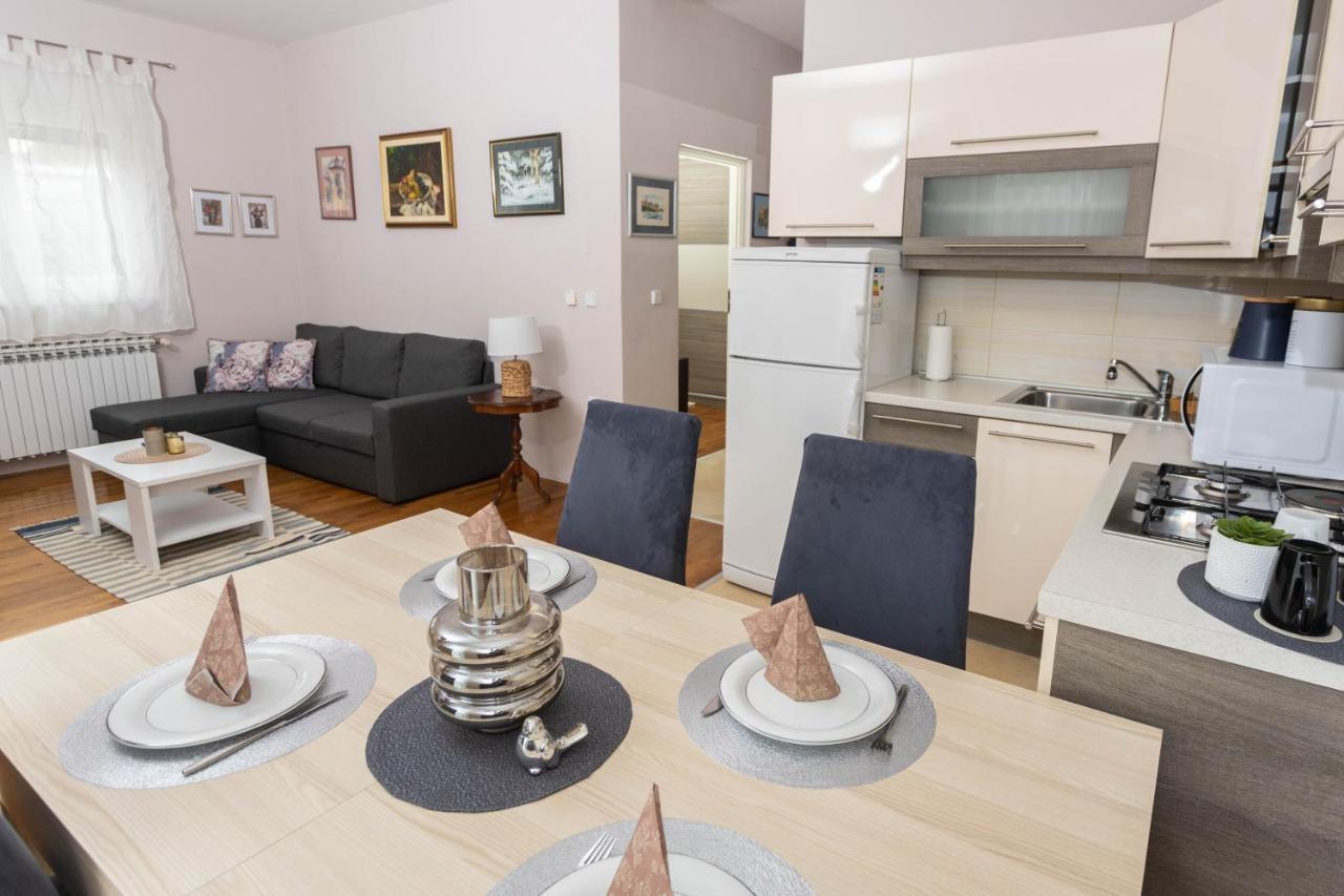 Apartman Gundulic Вінковці Екстер'єр фото